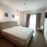 Rochatower 8a Apartment *